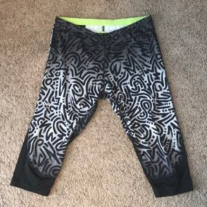 Reebok speedwick lightweight crop leggings